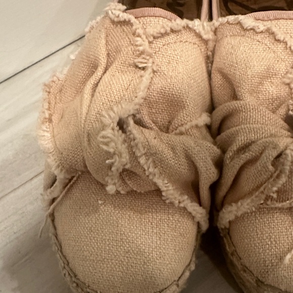 Sam Edelman Tan Ruffled Espadrilles - Picture 5 of 8